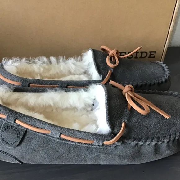 FIRESIDE BY DEARFOAMS Women's Victoria Genuine Shearling Moccasin Slipper