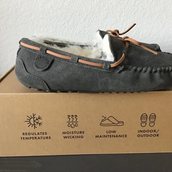 FIRESIDE BY DEARFOAMS Women's Victoria Genuine Shearling Moccasin Slipper
