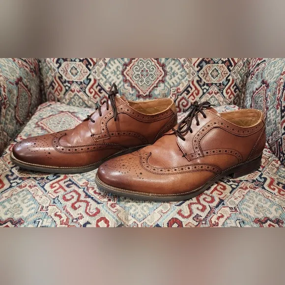 Florsheim Cognac Uptown Wingtip OxfordComfortech Ortholite w/Criss Cross Lacing