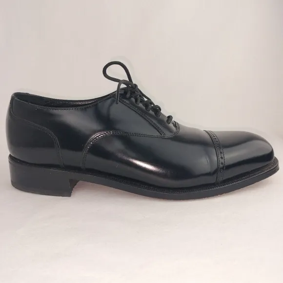 Florsheim 'Lexington Brogue' Black Patent Leather Lace-Up Oxford Sz. 8D EUC