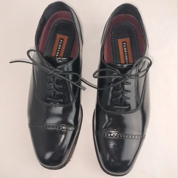 Florsheim 'Lexington Brogue' Black Patent Leather Lace-Up Oxford Sz. 8D EUC