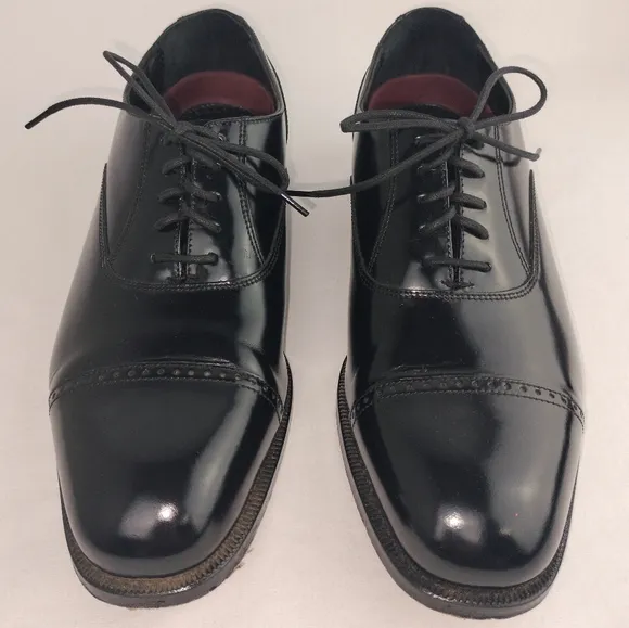 Florsheim 'Lexington Brogue' Black Patent Leather Lace-Up Oxford Sz. 8D EUC