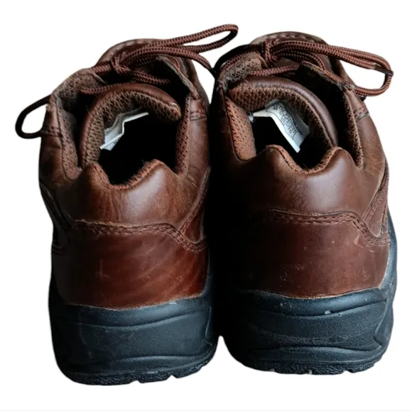 FLORSHEIM UNISEX MEN'S SIZE 8 WOMEN'S SIZE 10 SLIP RESISTANT COMPOSITE TOE SHOES