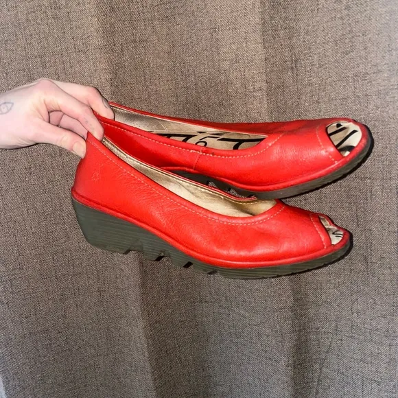Fly London Red Wedge Shoes with Chunky Heel Staple Eclectic Bold Gently Used