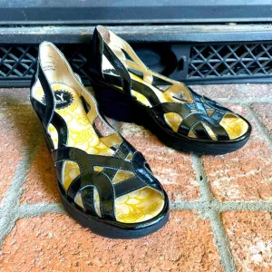 FLY LONDON Women's Black Patent Leather YADI Wedge Sandals SZ 8 EU 39