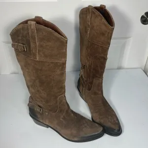 Franco Sarto Suede Cowboy Wyoming Boot Sz 10 Side Zip Western Brown Ombré Buckle