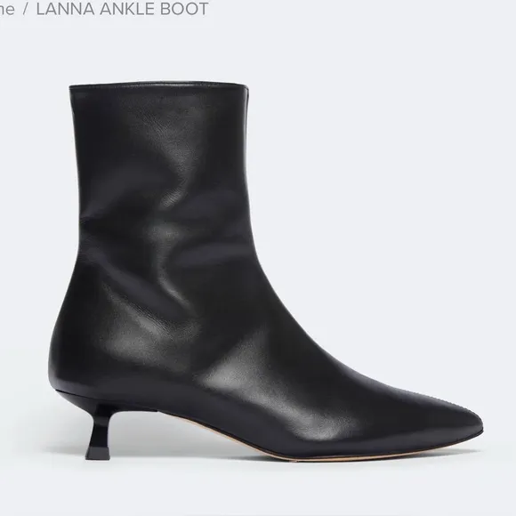 Freda Salvador Lania kitten-heeled boot size 8.