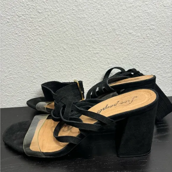 Free People Black Lina Block Heels Size Women’s US‎ 8.5 EU 39 Sandals Woven
