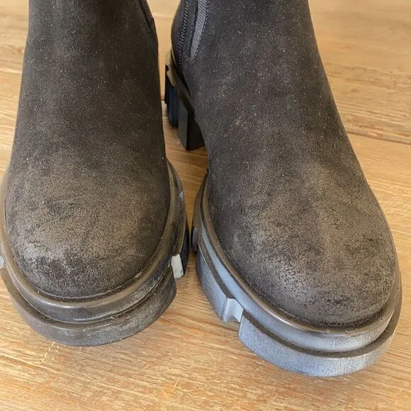 Free People Brooks Chelsea Boots Black Suede Lug Sole US 7