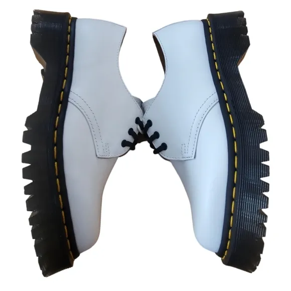 FREE PEOPLE Dr. Martens 26654 Bex Oxfords Size 6