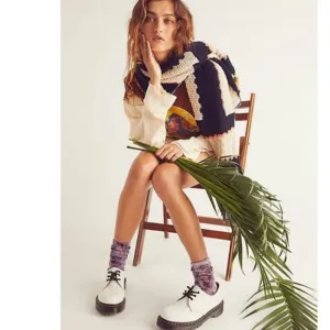 FREE PEOPLE Dr. Martens 26654 Bex Oxfords Size 6