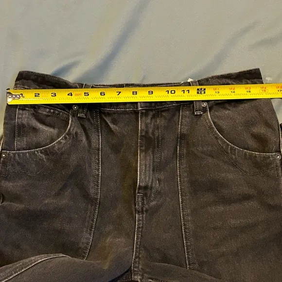 Free People Olsen Cuffed Crop Barrel Jeans Black We The Free size 29