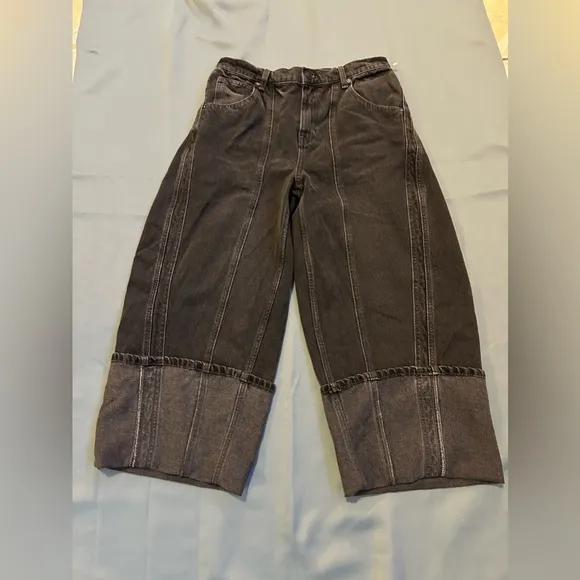 Free People Olsen Cuffed Crop Barrel Jeans Black We The Free size 29