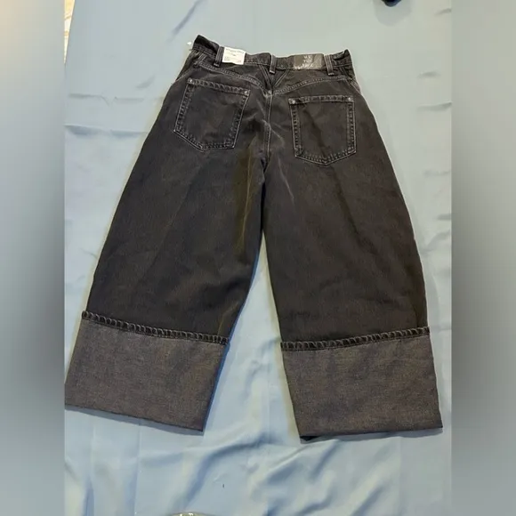 Free People Olsen Cuffed Crop Barrel Jeans Black We The Free size 29