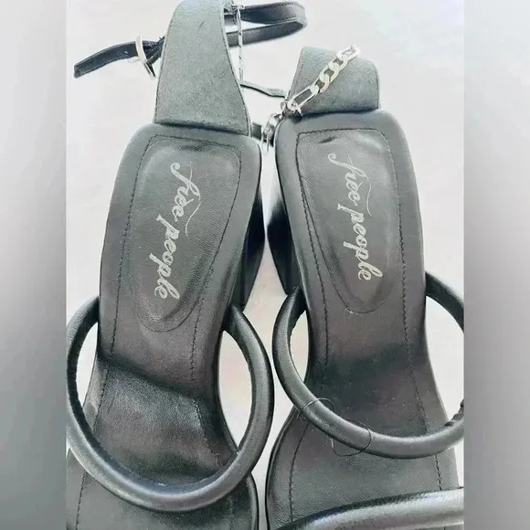 Free People Parker Chain Heels in Black Silver Size 37.5 NWOT $138