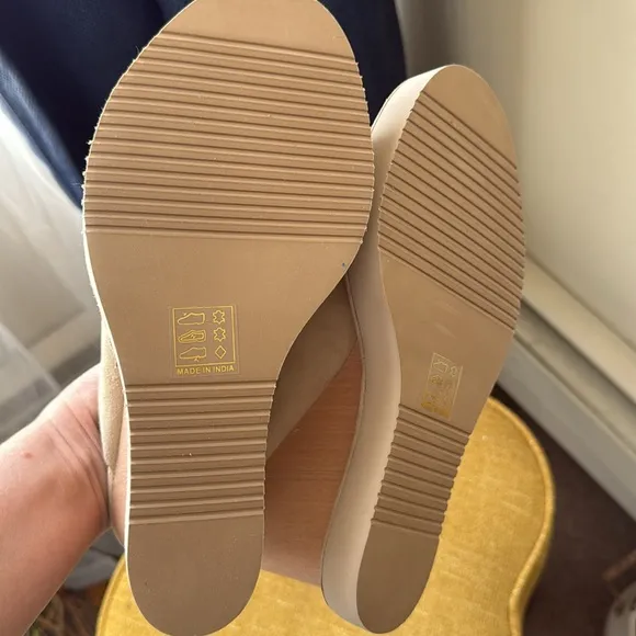 Free People Running In Wedges