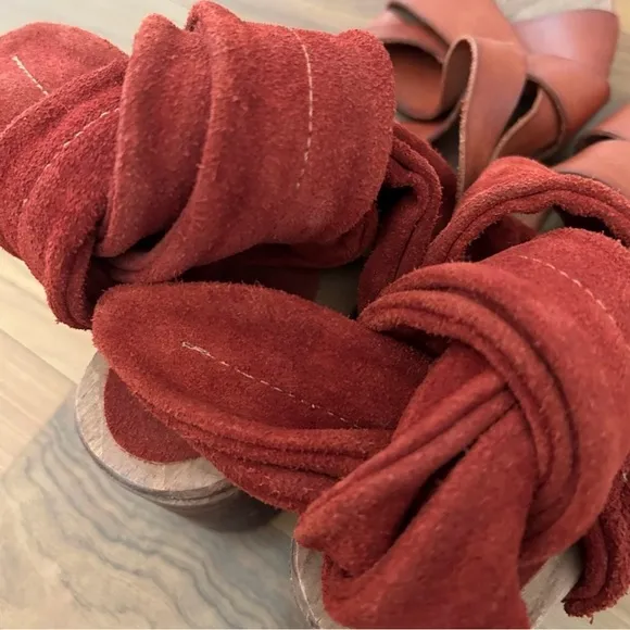 Free People | Women’s rust Emmy suede leather criss cross bridge strap clogs, 7