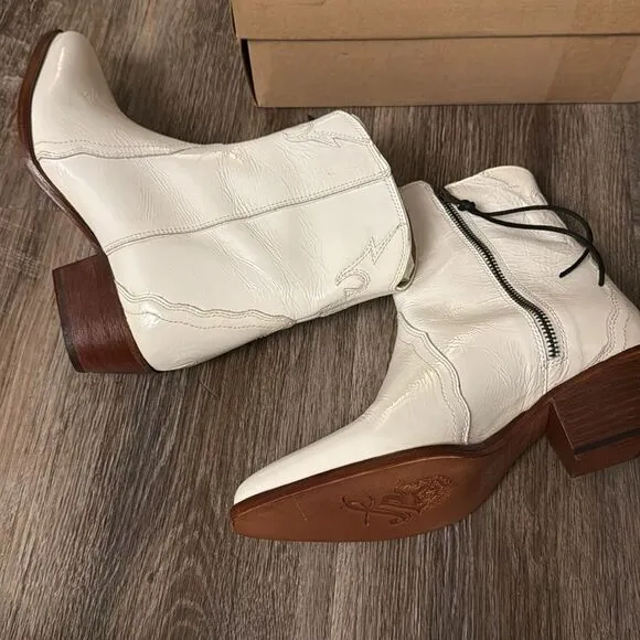 Free People New Frontier White Patent Leather Western Booties OB888602 Size 6