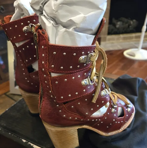 Freebird Brandy Booties
