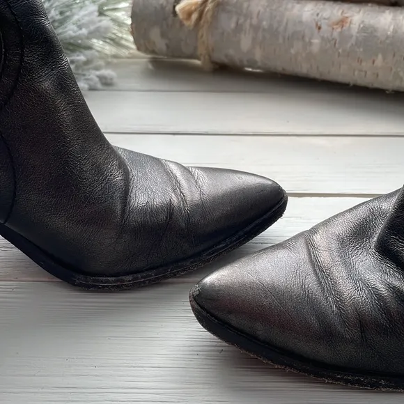 Frye Flynn Ankle Boot Leather Pewter size 6