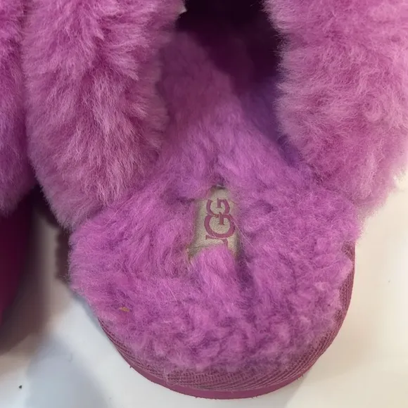 Girls Cozy II Ugg Slippers Pink Sz 3