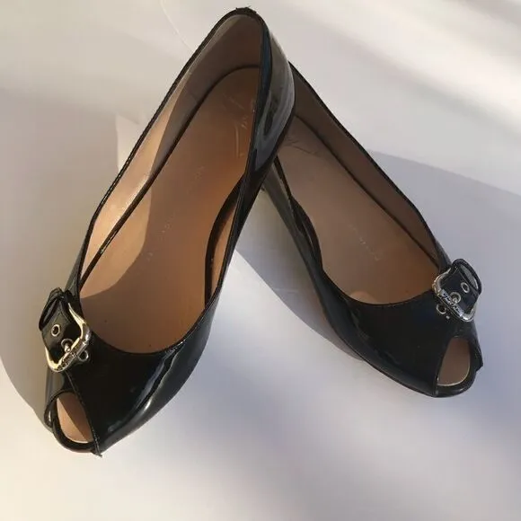 Giuseppe Zanotti Black Peeptoe Patent buckle shoes