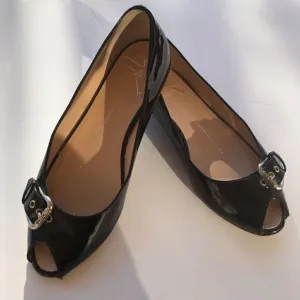 Giuseppe Zanotti Black Peeptoe Patent buckle shoes