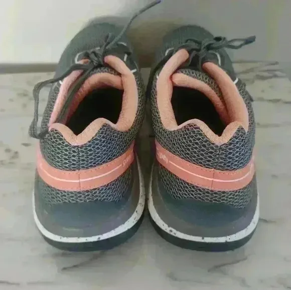 Gravity Defyer Women's Gray Salmon Mighty Walk Orthopedic Sneaker 8.5