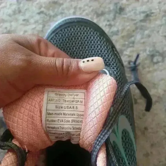 Gravity Defyer Women's Gray Salmon Mighty Walk Orthopedic Sneaker 8.5