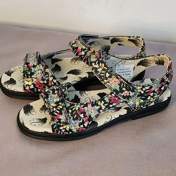 GreenLeaf Spikeless Golf Sandal Floral Leather Print Velcro Closure Sz 7 US 7M