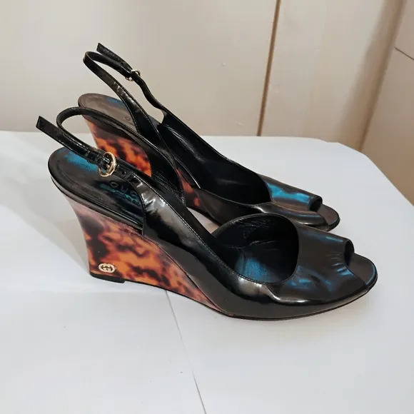 Gucci wedges Luxury Patent Shoes Size 8.5B