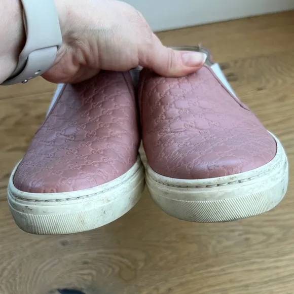 Gucci Women's Pink Slip-On Shoes