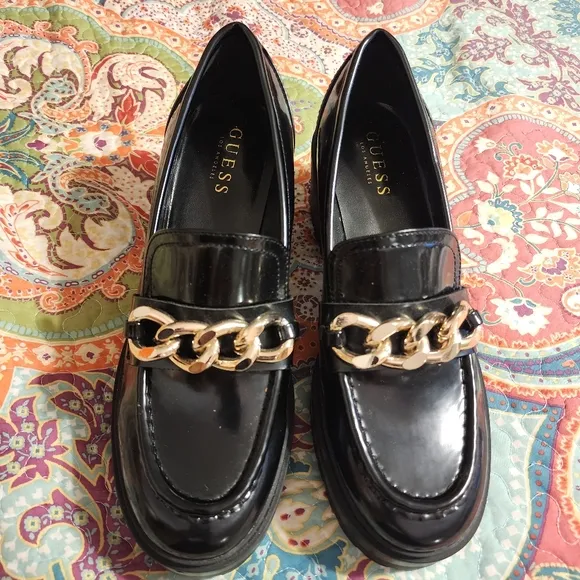 Guess Women's 1.5-Inch Platform Heel Chain Loafers Black Size US:10