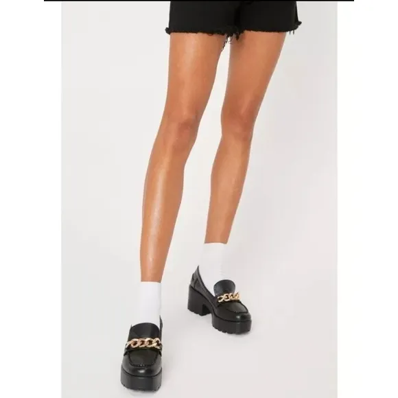Guess Women's 1.5-Inch Platform Heel Chain Loafers Black Size US:10