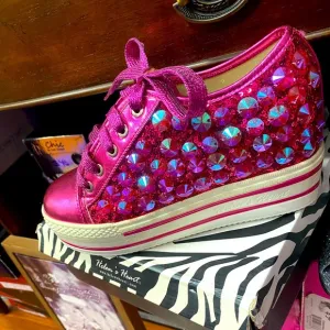 Gym shoes