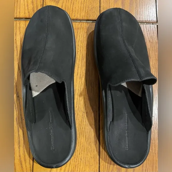 Hammacher Schlemmer Gentleman’s Walk On Air Indoor/Outdoor Slippers, black, 45