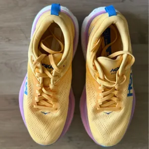 Hoka One One Women's Bondi 8 (Impala/Cyclamen) Size US 7.5