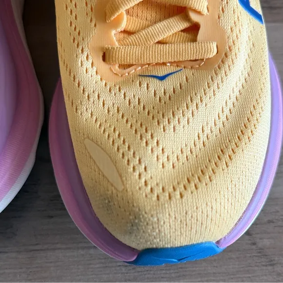 Hoka One One Women's Bondi 8 (Impala/Cyclamen) Size US 7.5