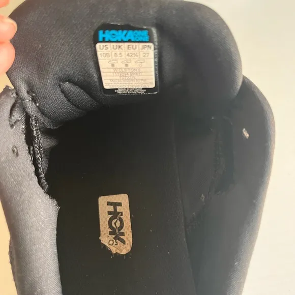 HOKA Rincon 8 women’s running shoes size 10 B black and white good condition