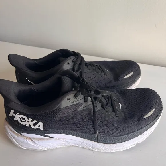 HOKA Rincon 8 women’s running shoes size 10 B black and white good condition