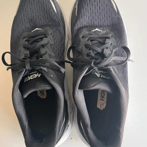 HOKA Rincon 8 women’s running shoes size 10 B black and white good condition