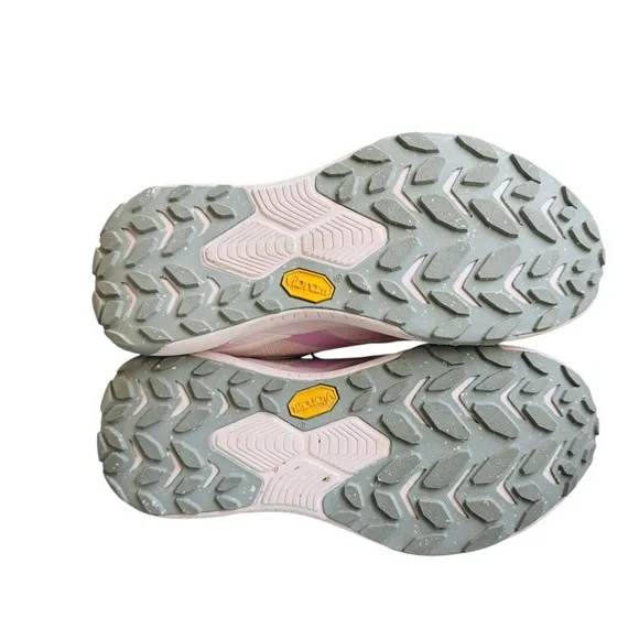 HOKA Women's Transport GTX sneaker Shoes in pink/light purple EUC