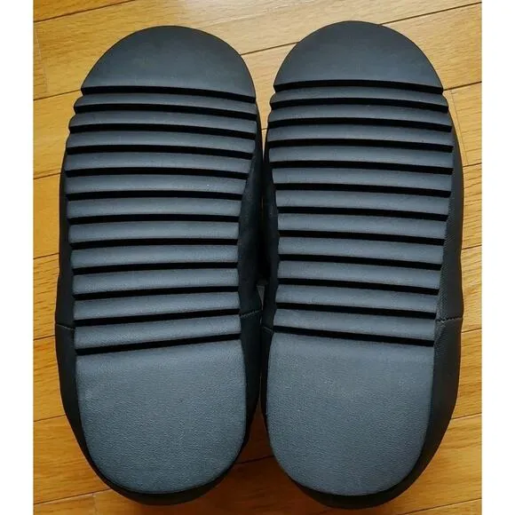 Holden OuterWear Quilted Puffy Slip On Shoes Black - Large NWT