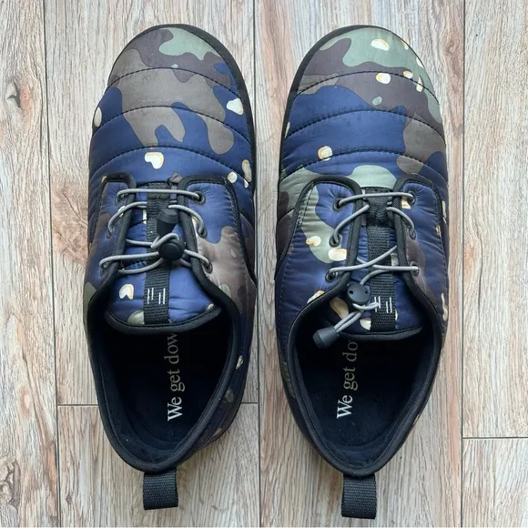 HOLDEN PUFFY SLIP-ON SHOES Sz L Men’s 10-12 Nylon Water Repellent Camouflage