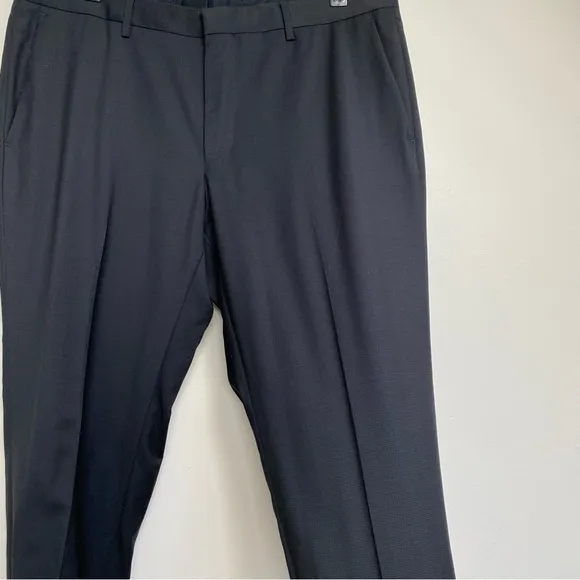 Hugo Boss Virgin Wool Slim Fit Trouser Pants Size 44R
