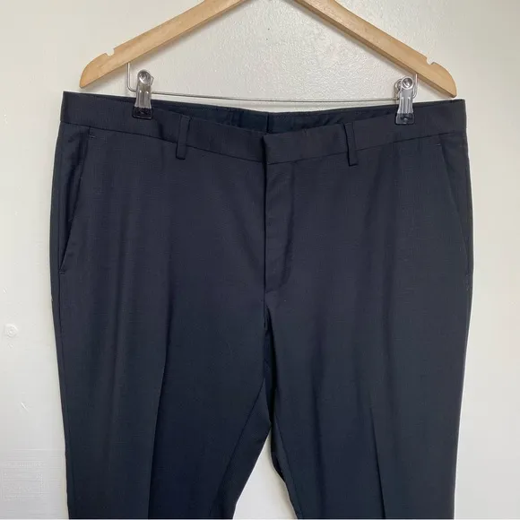 Hugo Boss Virgin Wool Slim Fit Trouser Pants Size 44R