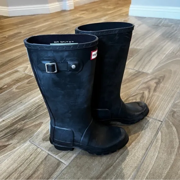 HUNTER NWOB Original Rain Boot unisex - Kids' size 1B 2G