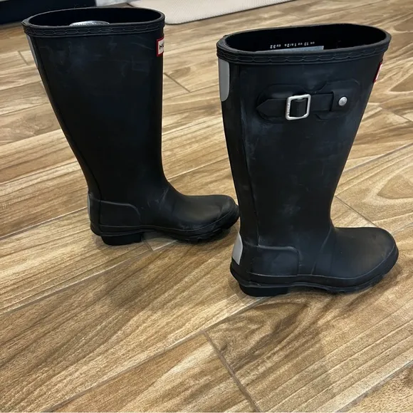 HUNTER NWOB Original Rain Boot unisex - Kids' size 1B 2G
