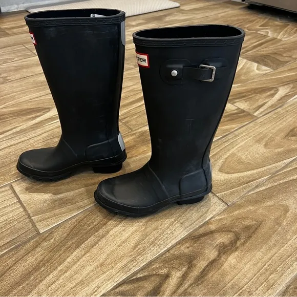HUNTER NWOB Original Rain Boot unisex - Kids' size 1B 2G