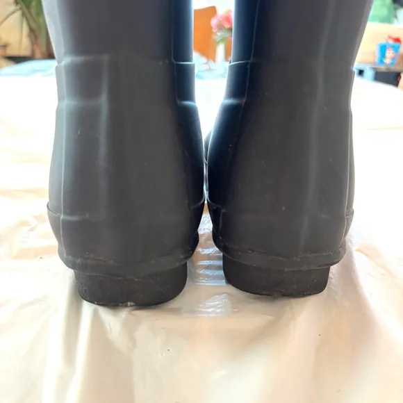 Hunter original boots short insulated waterproof black SZ 7 Worn Once